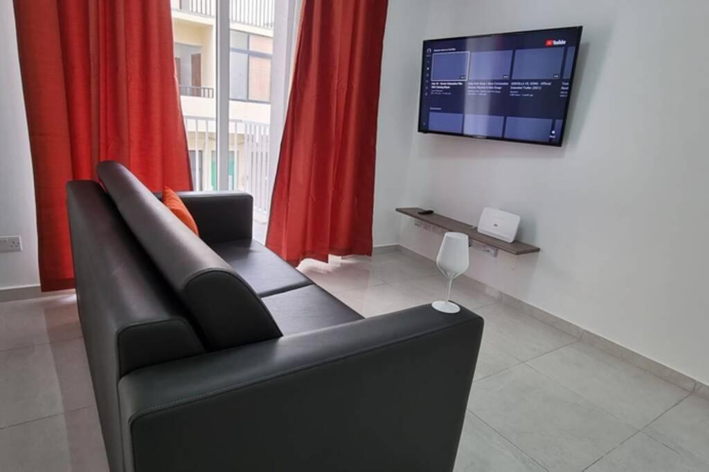 Seaview 2 Double Bedroom Modern Apartment San Pawl il-Baħar Extérieur photo